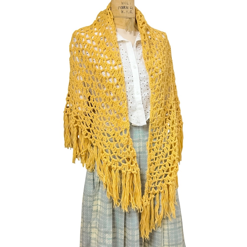 Vintage 70s Yellow Crochet Shawl Long Fringe Boho Hippie Festival Wrap Size OS